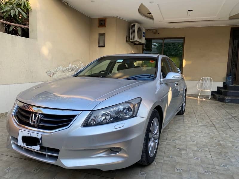 Honda Accord 2011 2.4 i-vtec 1