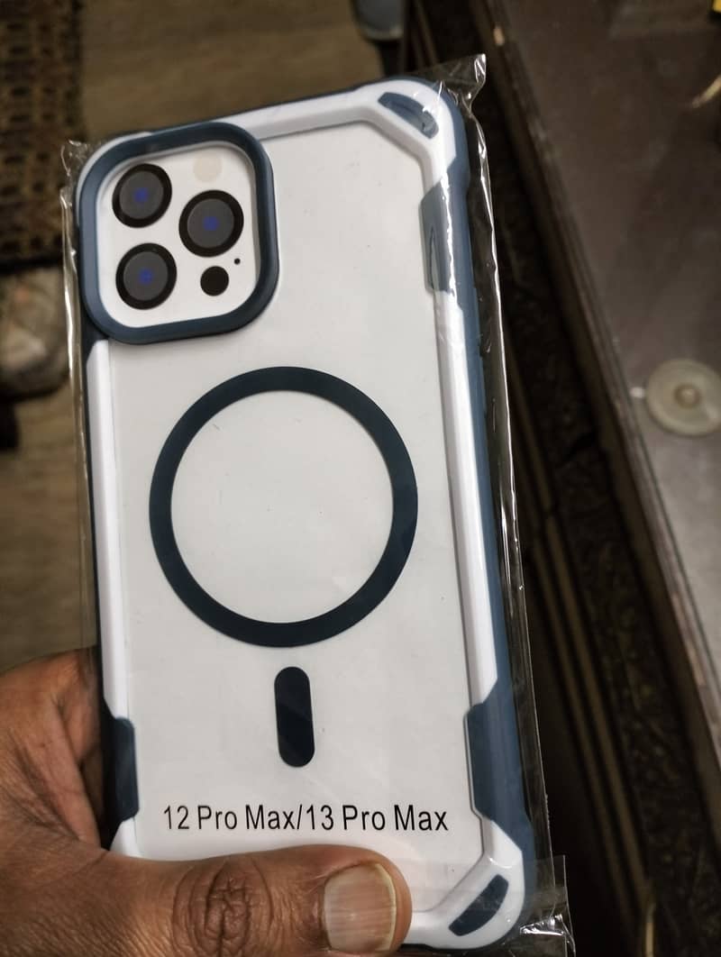 Iphone 13 pro Max Magsafe Shockproof Armor Hybrid Cushion Clear Back 7