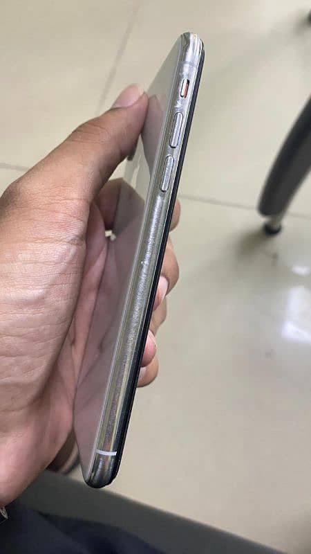 iPhone X 64 gb PTA officiall approved Face id true tone off Batter 100 1