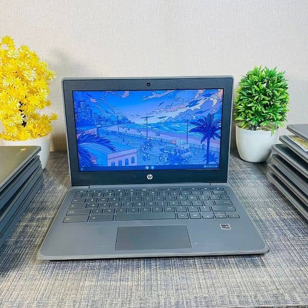 Hp Chromebook 11 G8 EE | ‎Intel HD Graphics 400 | 4GB Ram | 32GB 2