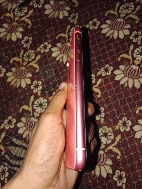 IPhone XR 10 by 10 condition Colour Pink , Gv Mobile Battery 80 3