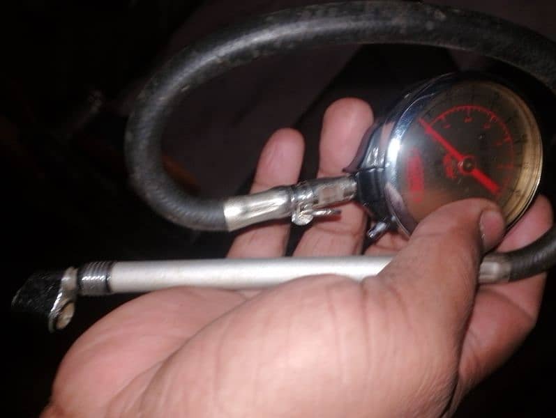 tire gauge 0