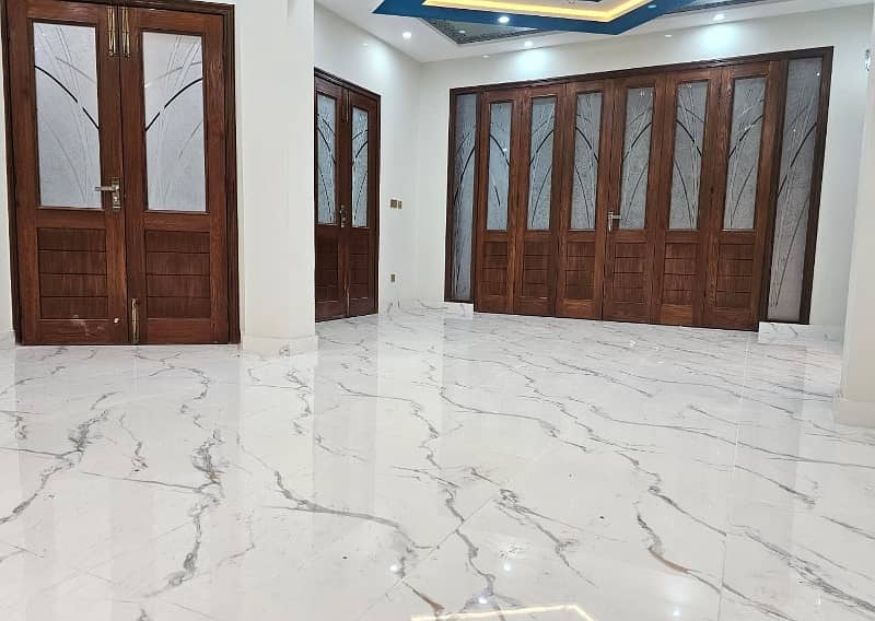 1 Kanal Brand new House for Rent on Prime Location of Overseas Enclave, Bahria Town Lahore 10