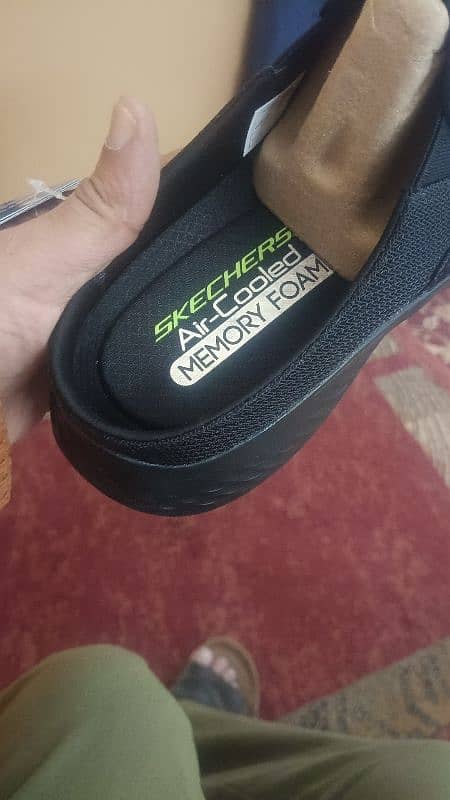 Sketchers lite pro 1