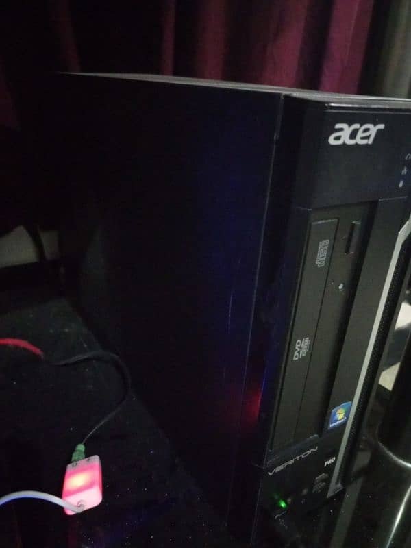 Low Range Gaming Pc Acer PC With LCD and USB Hub & Sound Card. 1