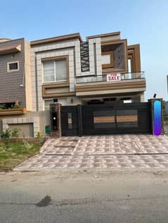 10 Marla Brand New House For Sale In Umar Block Bahria Town Lahore