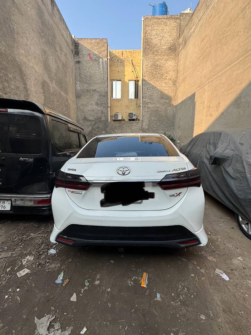 Toyota Corolla Altis 2017 1