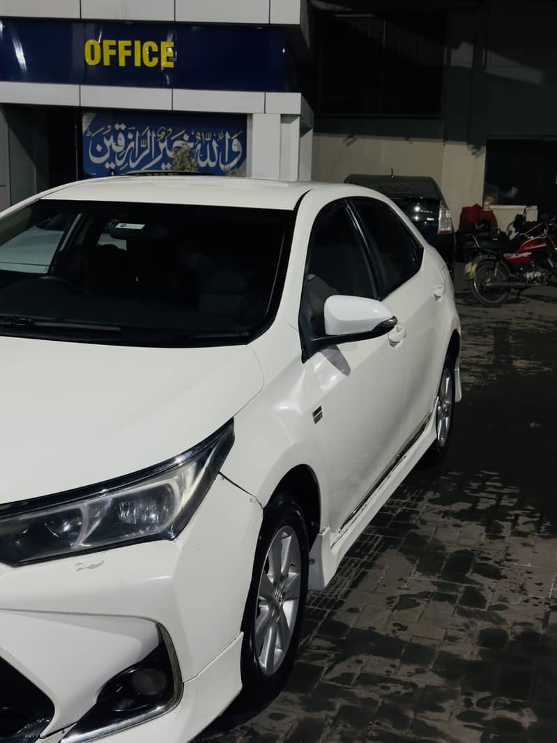 Toyota Corolla Altis 2017 8