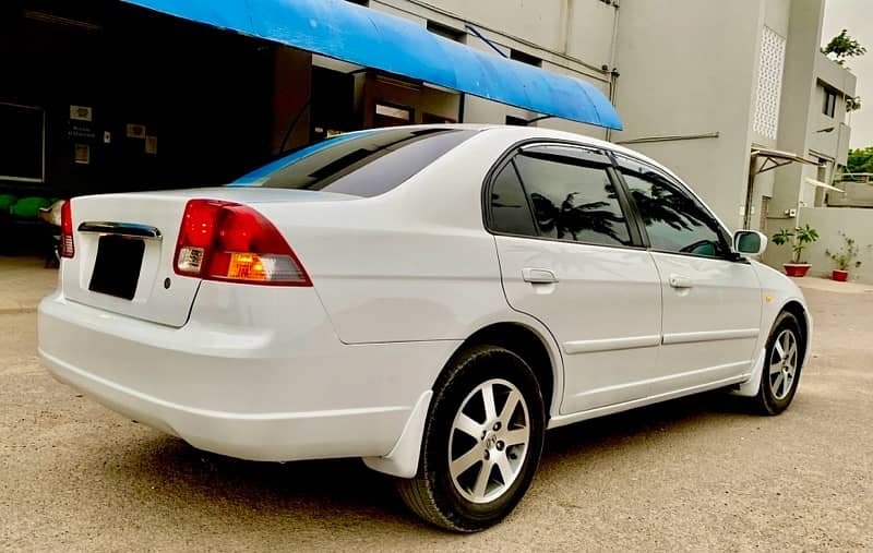 Honda Civic EXi 2003 4