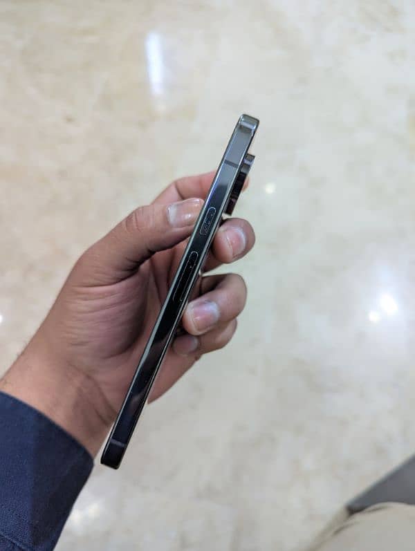 GOOGLE PIXEL 9 PRO XL (PTA APPROVED) 4