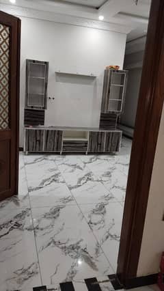 Prime Location 10 Marla Upper Portion For rent In Central Park Housing Scheme