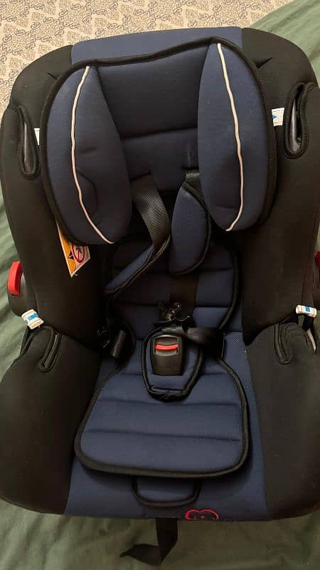 baby carry cot / car seat / carry cot 1