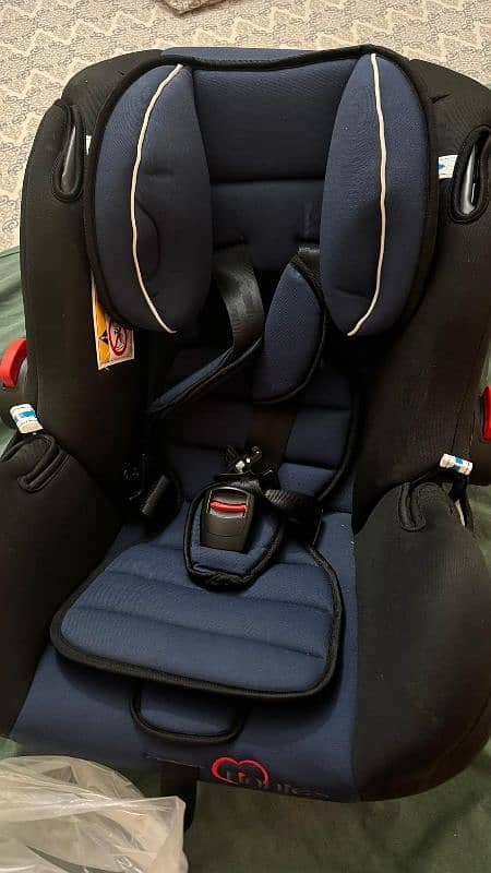 baby carry cot / car seat / carry cot 2