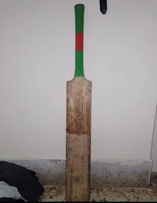 MRF CRICKET BAT FOR SALE 3 CANE HANDLE CONTACT 03009818043 4