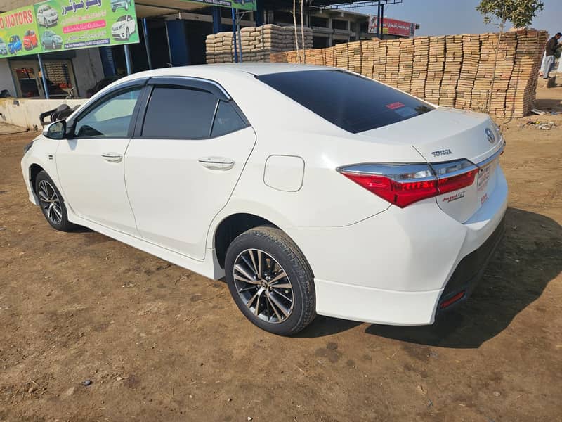 Toyota Corolla Altis 2022 3