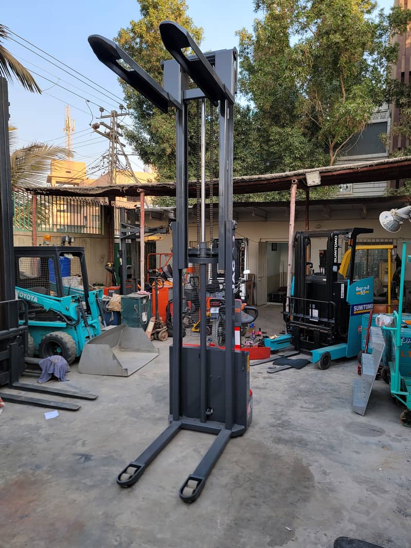 JAC CDD-15 1.5 Ton Full Electric Stacker Lifter Forklift for Sale 8