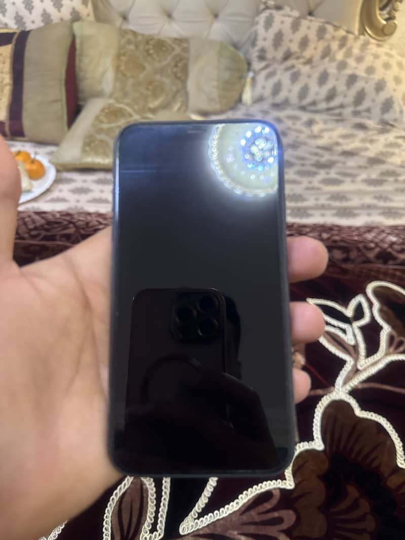 Apple iPhone 11/128gb/76%/pta approved 0