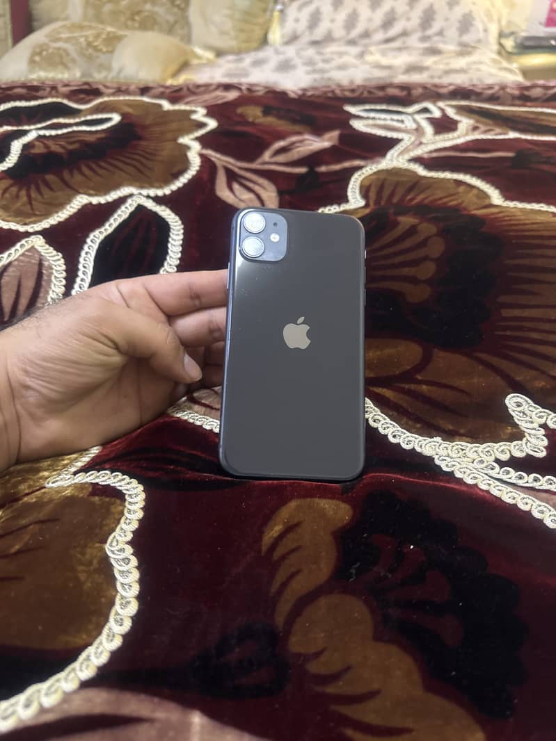 Apple iPhone 11/128gb/76%/pta approved 2