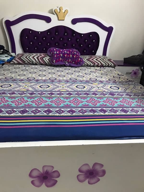 Full Bedset of kids White and purple 10