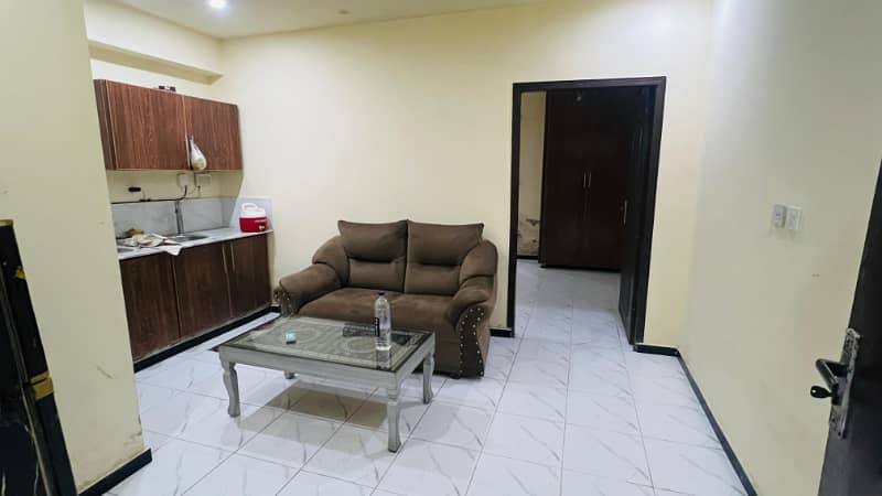 One bedroom fully furnished for rent in bahria towan Rawalpindi phase 4 The grandy plaza 4