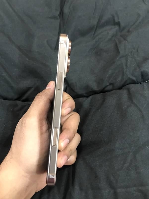 i phone 16 pro max desert titanium 256 gb jv lla model 1