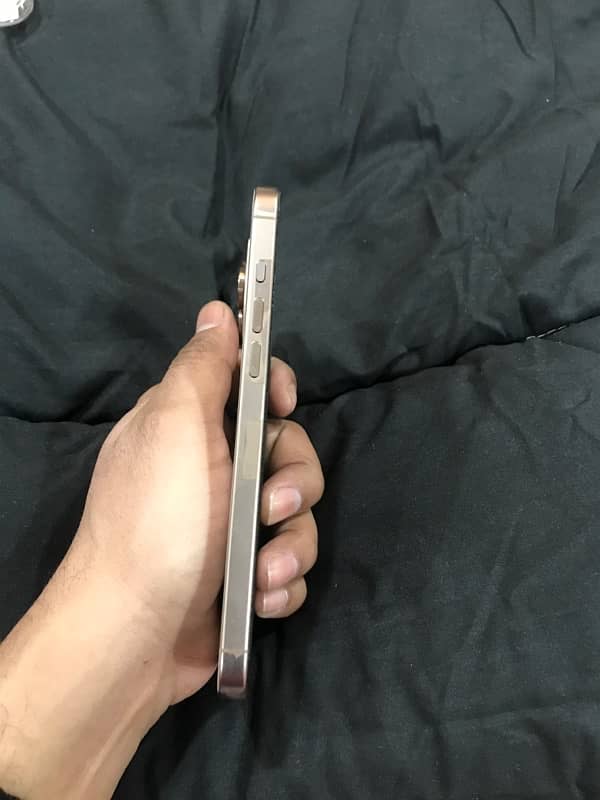 i phone 16 pro max desert titanium 256 gb jv lla model 3