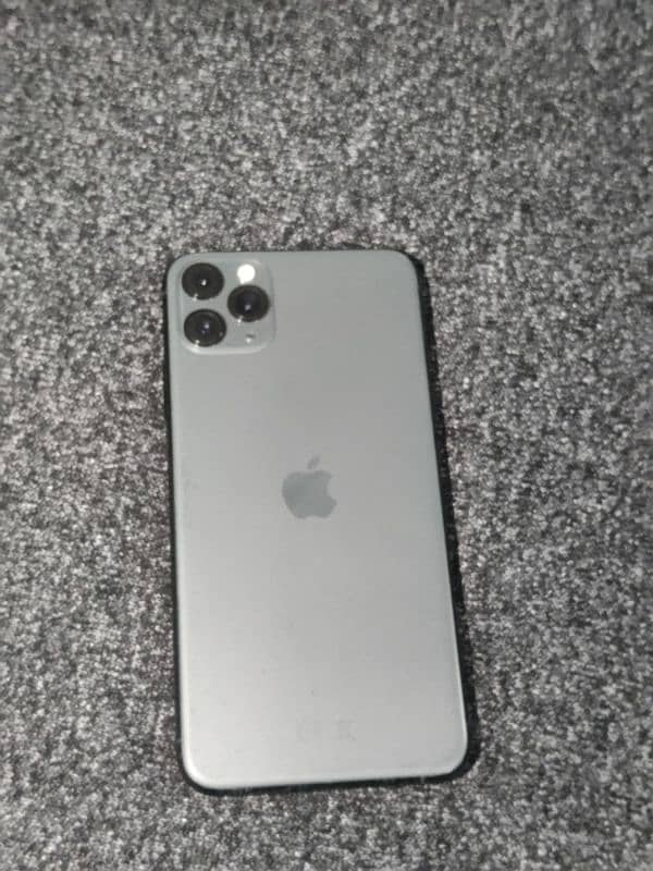 iphone 11 pro max 256 GB with box 10