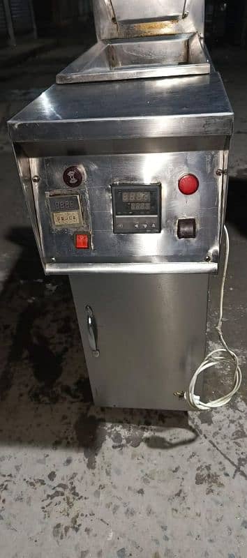 gas fryer bilkul thek hai 8