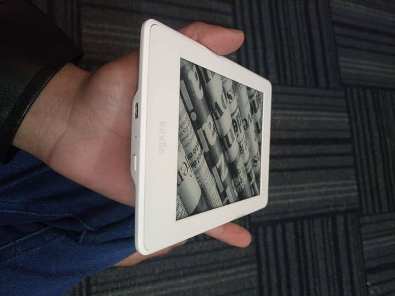 Kindle Paperwhite 7th generation 1