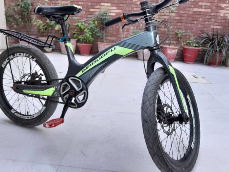 CYCLE BILKUL NEW HAI 10 BY 10 HAI BUY AND DRIVE 1