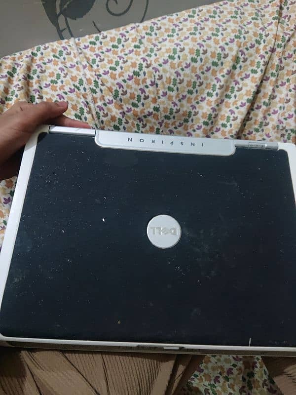 DELL INSPIRON WITHOUT BETTER CHARGER AVAILABLE IN WORKING CONDITION 2