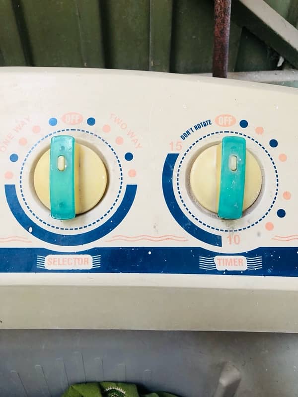 Washing Machine No fault, ready to use. 1