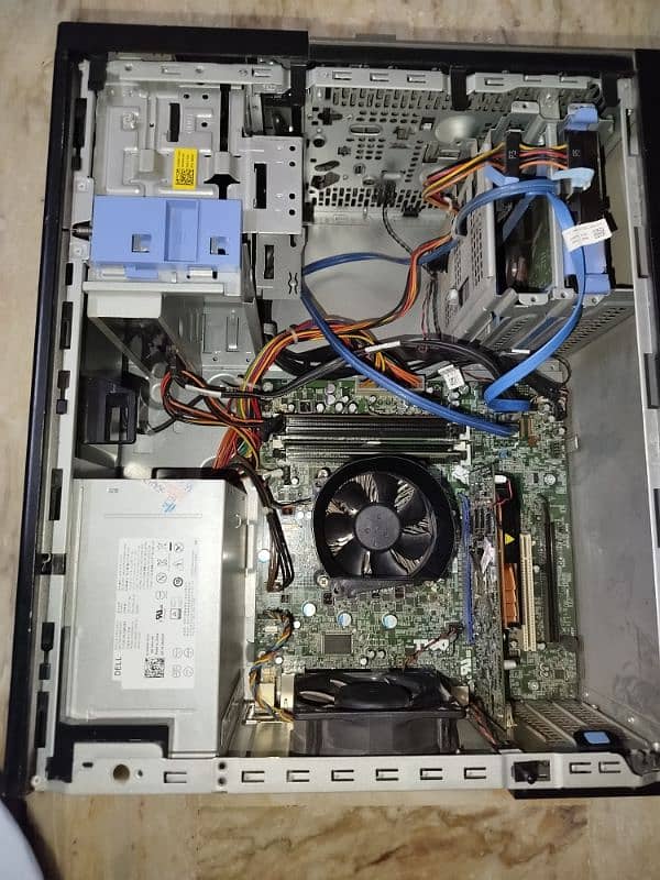 dell pc on sell i5 6gan graphic card 2gb 4