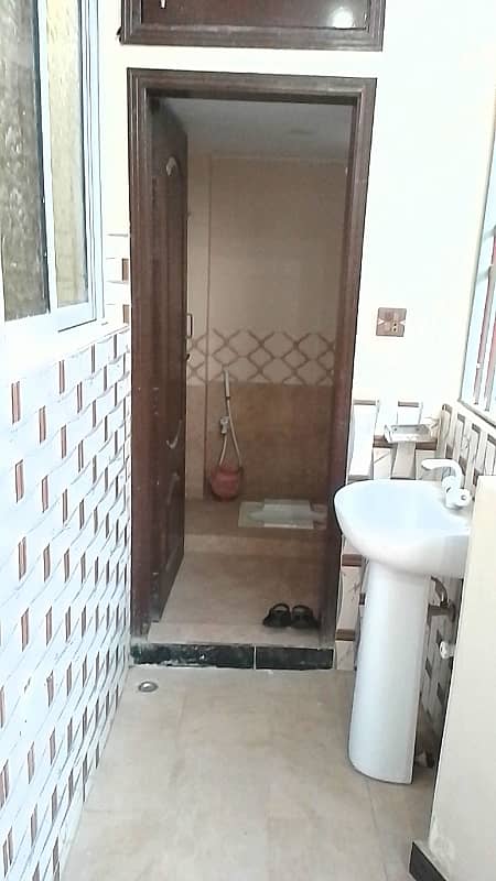 120 Sq. Yd. House For Rent At PCSIR Society Sector 24-A Near By Karachi University Society Scheme 33 Khi. 12