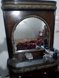 dressing table