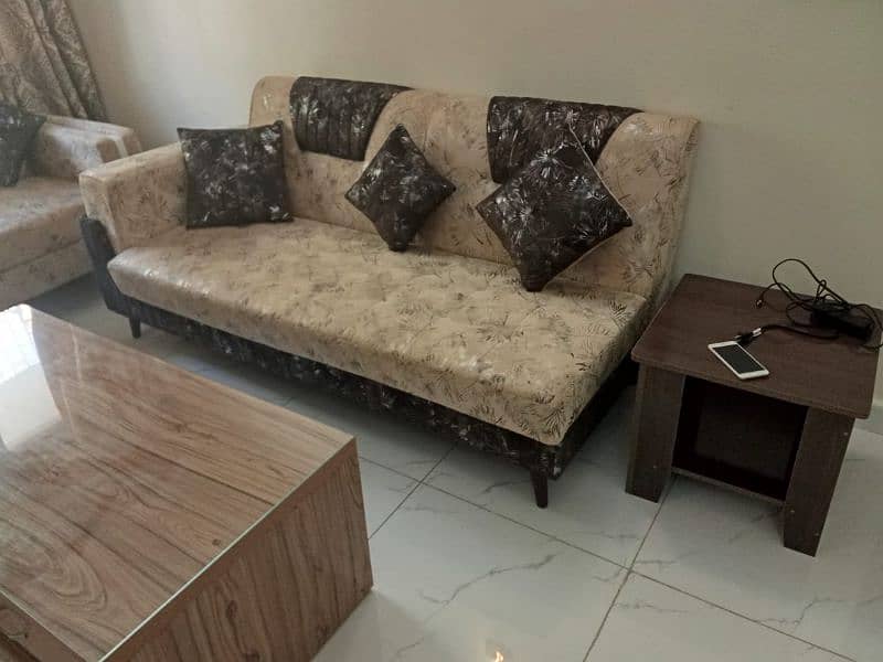 Urgent sale 9 seater sofa set with table complete sofa set 0