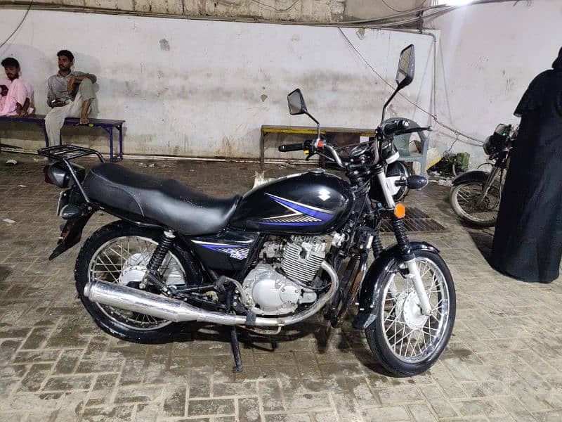 Suzuki GS 150 2018 1