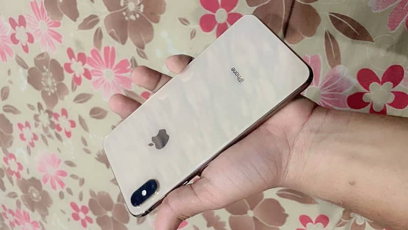 iphone Xsmax PTA 64GB 0