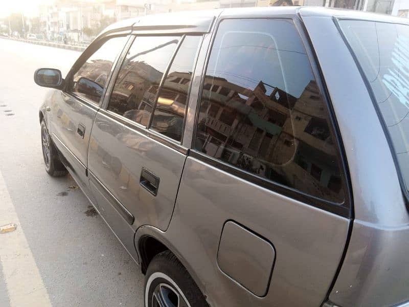 Suzuki Cultus VXR 2015 11