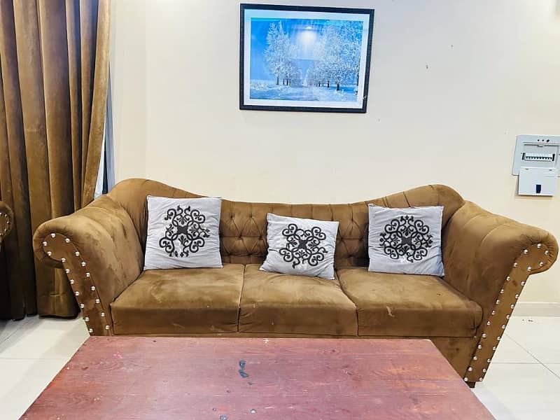 A Beautiful 2 BedRooms Luxury Apartment Rent On Daily Bahria Town Lhr 2