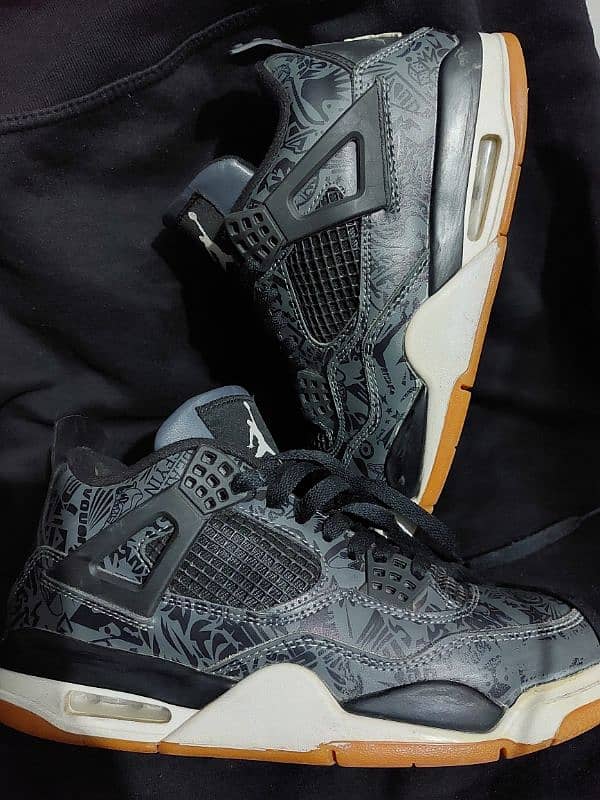 Air jordan 4 retro laser black gum og pair 3