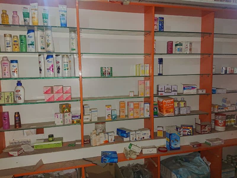 showcase rack for medical and general store at valuable prices 1