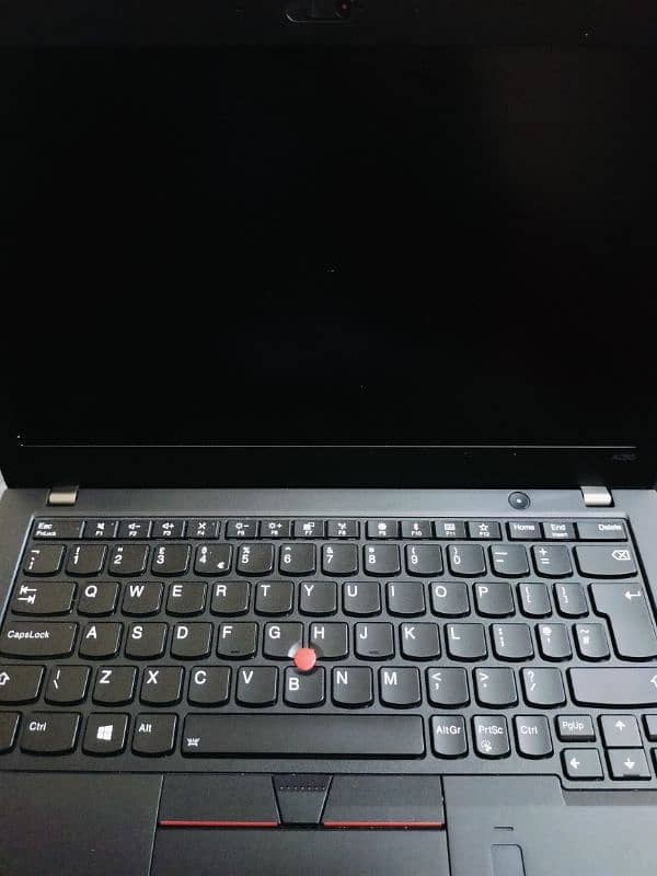 Lenovo A285 Thinkpad slim 256ssd 8gb 1