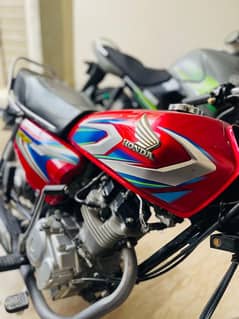 Extremely maintained Honda 125