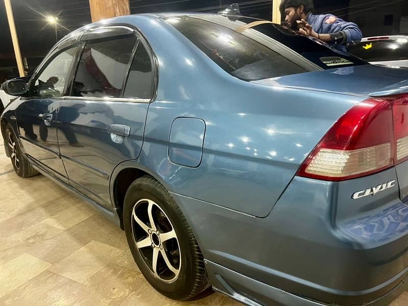 Honda Civic 2005 7