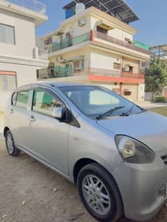 Daihatsu Mira 2012