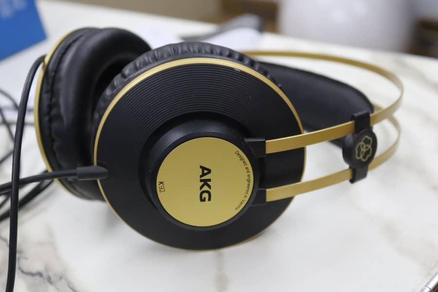 AKG K92 Closed-Back Headphones Studio Headphones 0