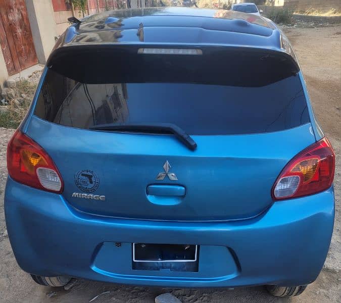 Mitsubishi Mirage 2012 4