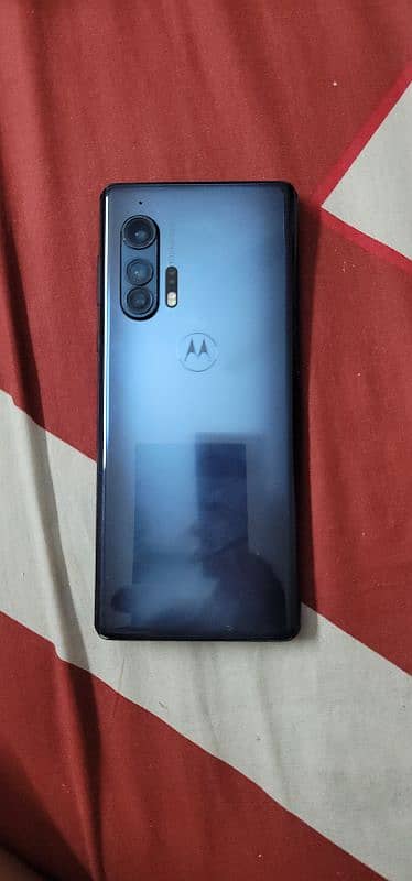 Motorola Edge Plus 2020 4