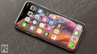 iphone Xs (Gold colour)